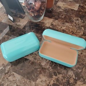 Tiffany & Co. Glasses/Sunglasses case. Like new.